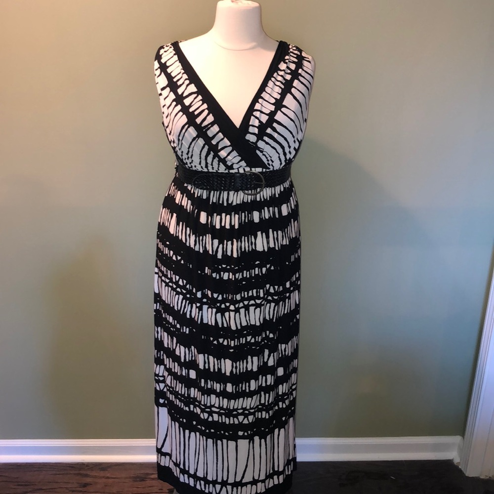 Snap Ivory & Black Plus Maxi Dress size 2X
